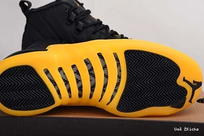 801 “University Jordan Air 6813 Durable 130690- Gold” 12 0813